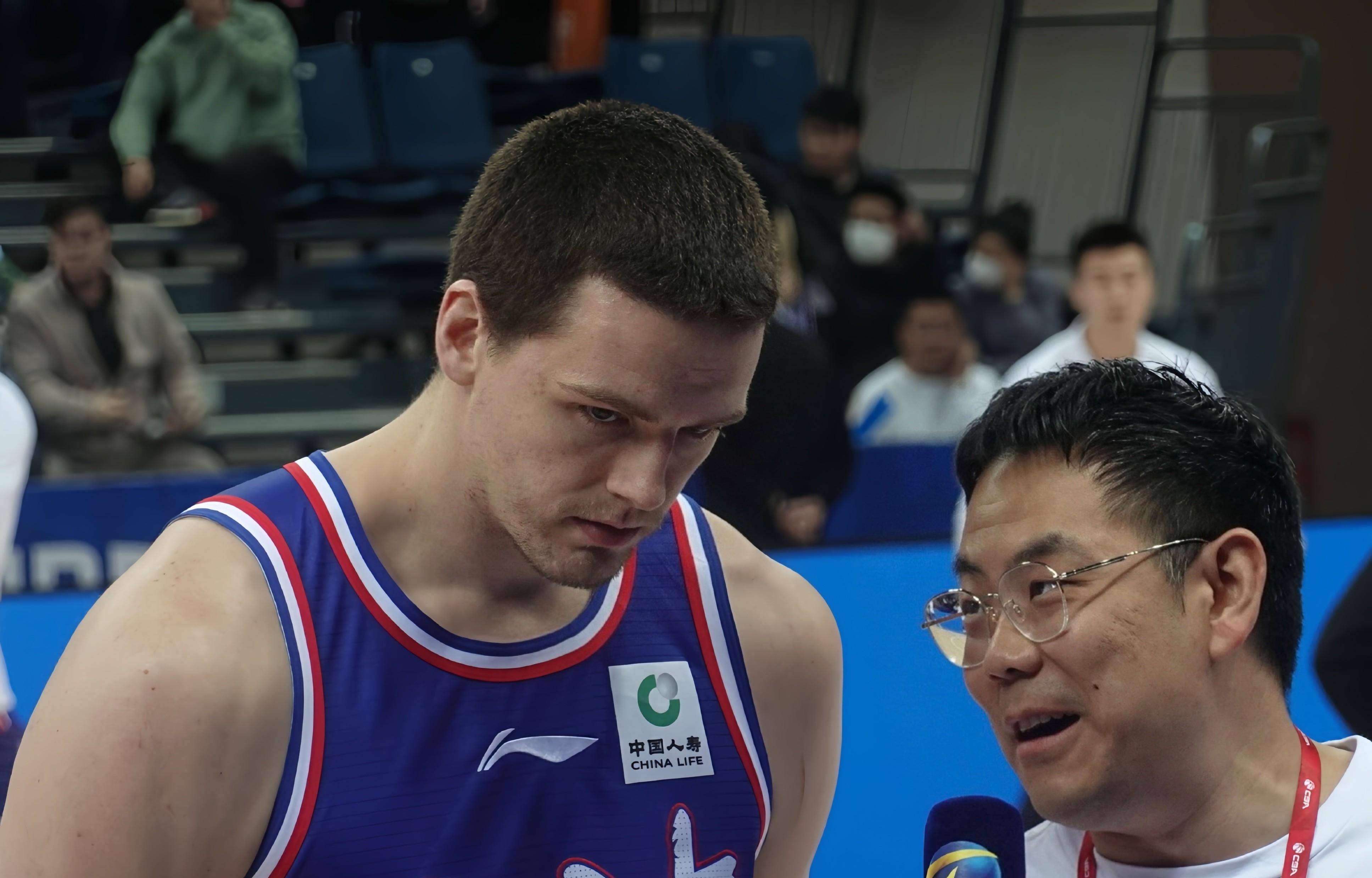 ac米兰-关于这也行？今晚广东宏远备战NBA总决赛赛后广州队调整名单以备CBA常规赛，迈阿密热火赛前更衣室发声的信息